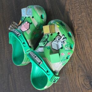 Kids Minecraft crocs size 11c